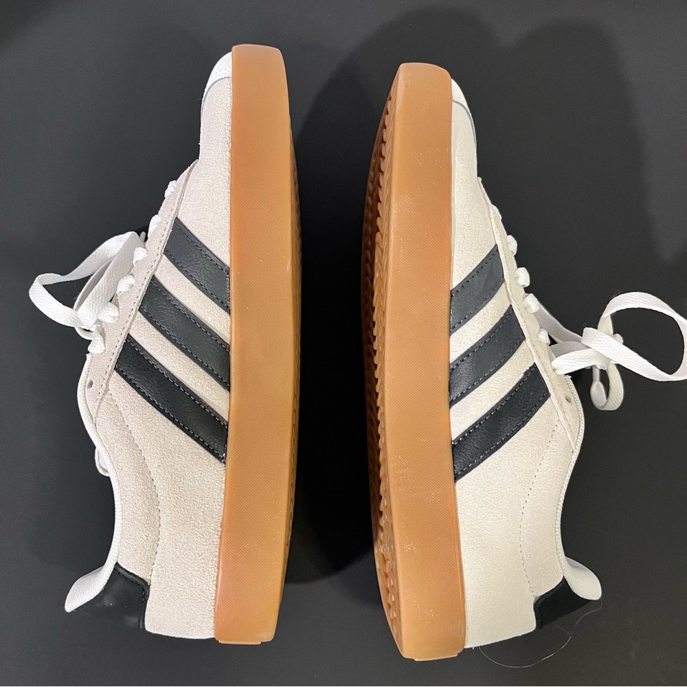Adidas Womens Run 70s 2.0 Atheletic Shoes White Black Gum Size 8 - Picture 6 of 10